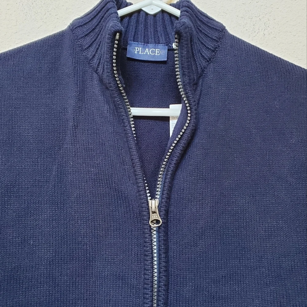 Place Boys Zip Up Sweater.  Size Large (10-12)